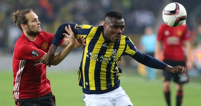 Advocaat’tan Emenike’ye sert sözler!