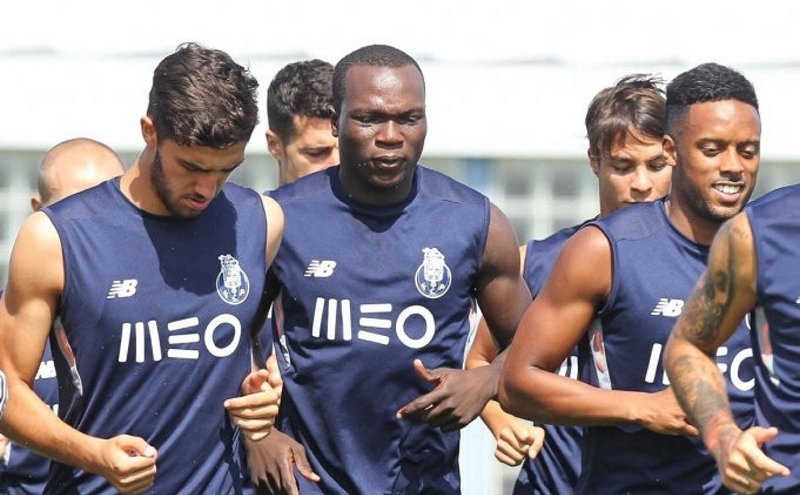 Galatasaray’da Devler Ligi kadrosu kuruluyor! Beşiktaş’ı çıldırtacak transfer