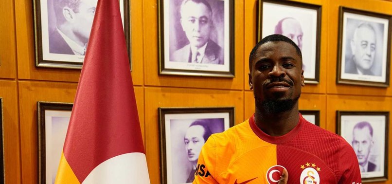 Galatasaray'da sıcak gelişme! Serge Aurier...