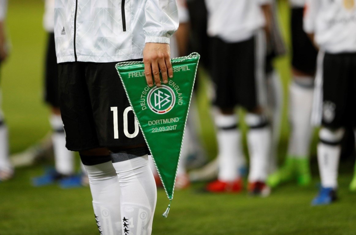 Podolski’ye muhteşem veda!