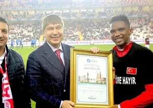 Eto'o resmen Antalyalı oldu