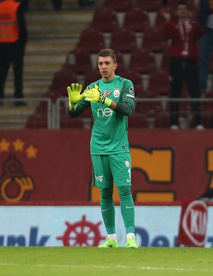 Fenerbahçe’nin Muslera planı