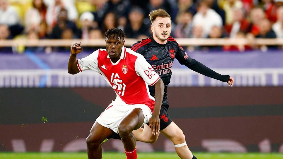 Galatasaray'dan transferde olay hamle! Toplamda 25 milyon Euro gözden çıkarıldı Galatasaray'dan transferde olay hamle! Toplamda 25 milyon Euro gözden çıkarıldı