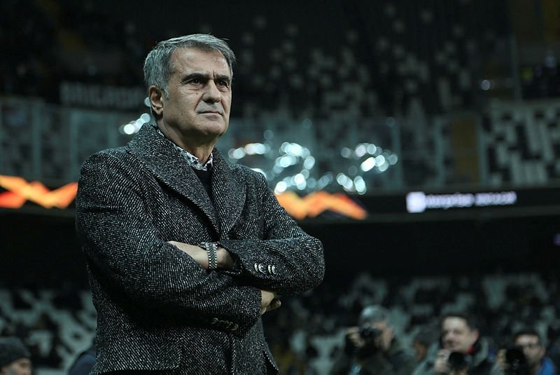 Usta yorumcudan sert sözler! Ersun Yanal boş konuşuyor