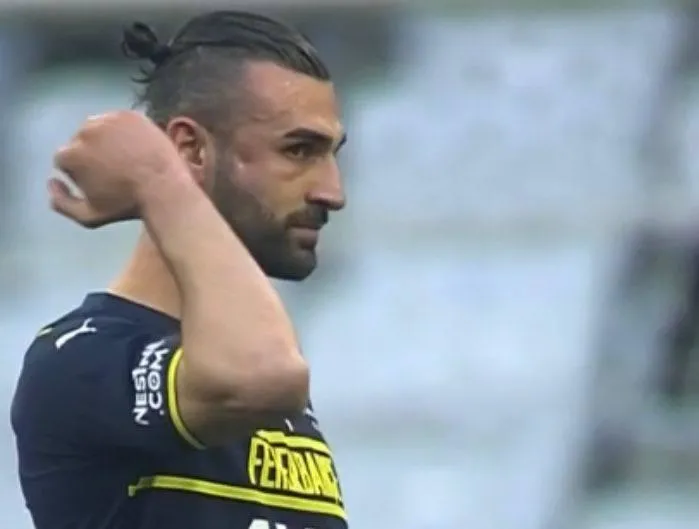 Serdar Dursun Giresunspor - Fenerbahçe maçında sakatlandı! - 1
