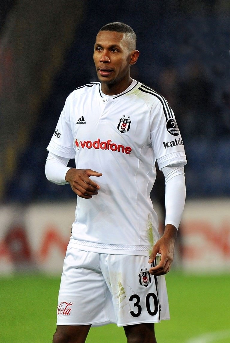 Marcelo Guedes’e Fransız kancası