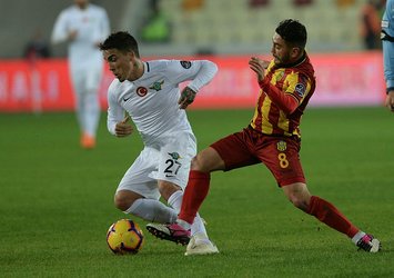 Akhisarspor kalesini gole kapatamıyor
