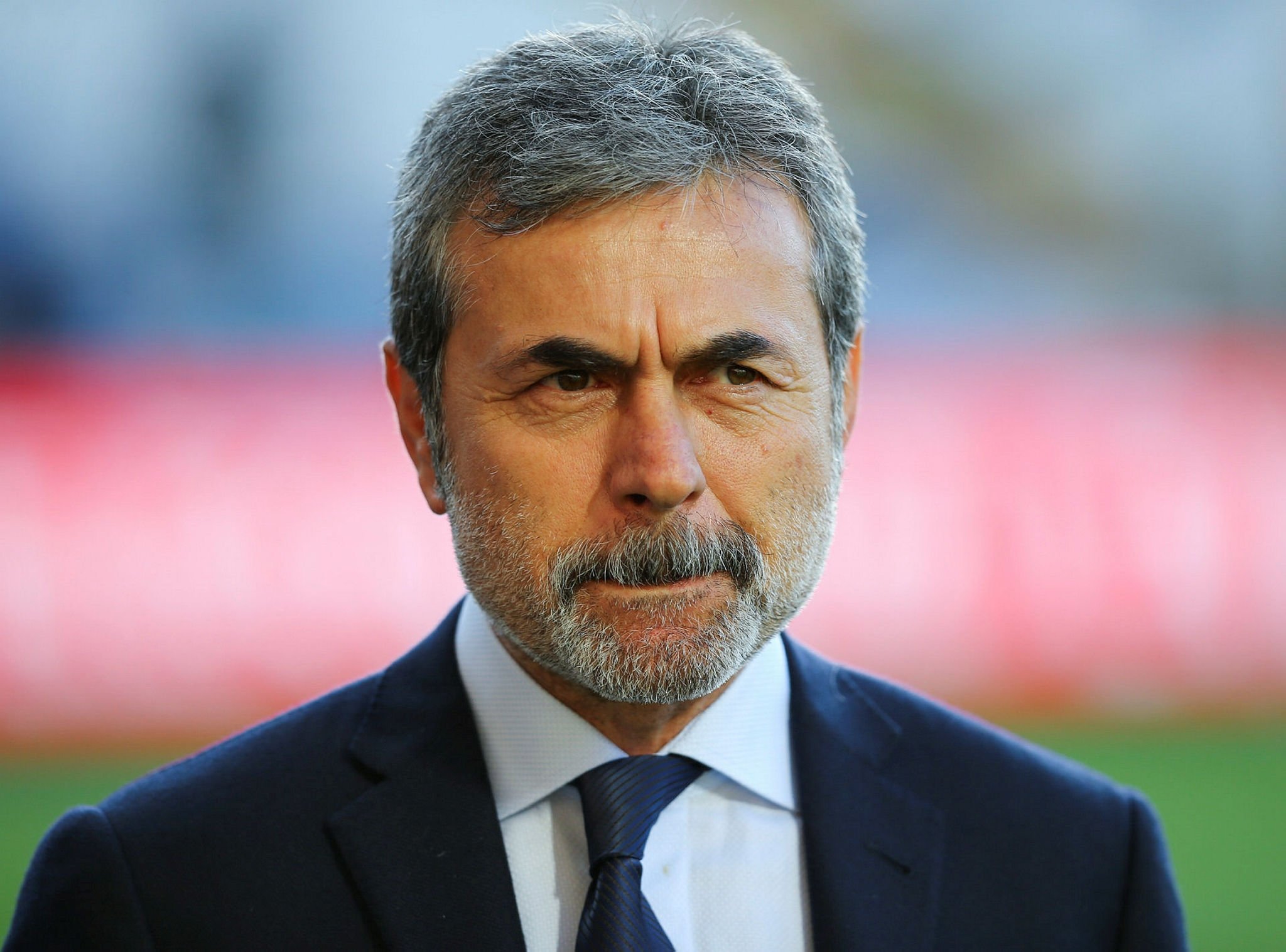Sezon sonu bırakıyor!