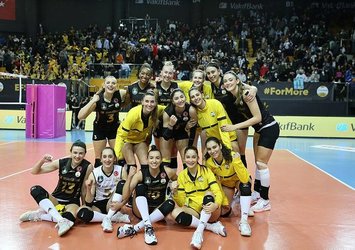 Zehra ve Haak'ın kardeşleri de voleybolcu!