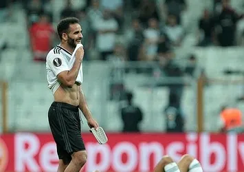 Douglas devreyi kapattı
