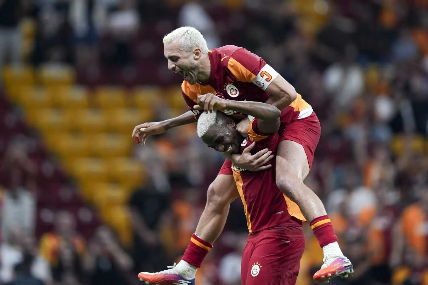 Galatasaray'a derbi öncesi kötü haber