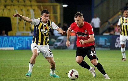 Fenerbahçe Gaziantep FK maçında Alexandru Maxim kırmızı kart gördü!