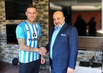 İrlandalı golcü Anthony Stokes Demirspor'da