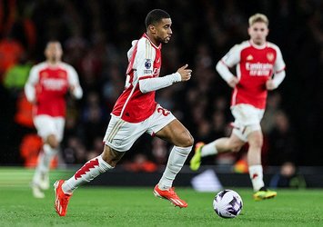 Arsenal liderliğe yükseldi!