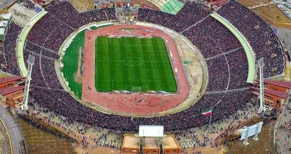 Mustafa Denizli'nin Traktör Sazi'si seyirci sıralamasında zirvede - 1