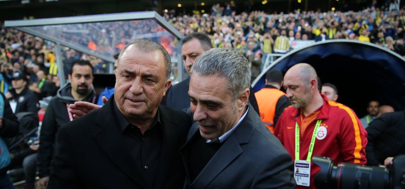 Saha kenarında rekabet sürüyor! Ersun Yanal ile Fatih Terim...