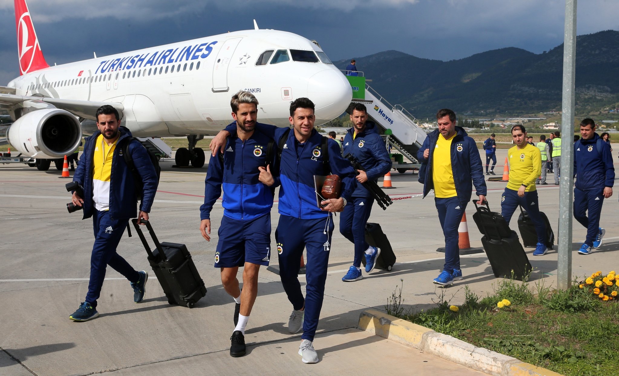 Fenerbahçe kafilesi, Gazipaşa’ya geldi