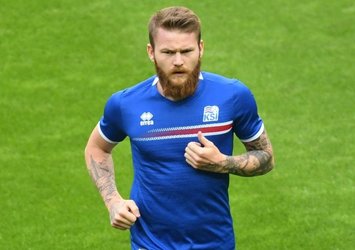 Oğuzhan'ın yerine Aron Gunnarsson geliyor