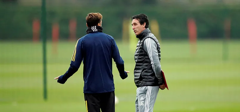 Mesut Özil: Beni güldürüyorsun