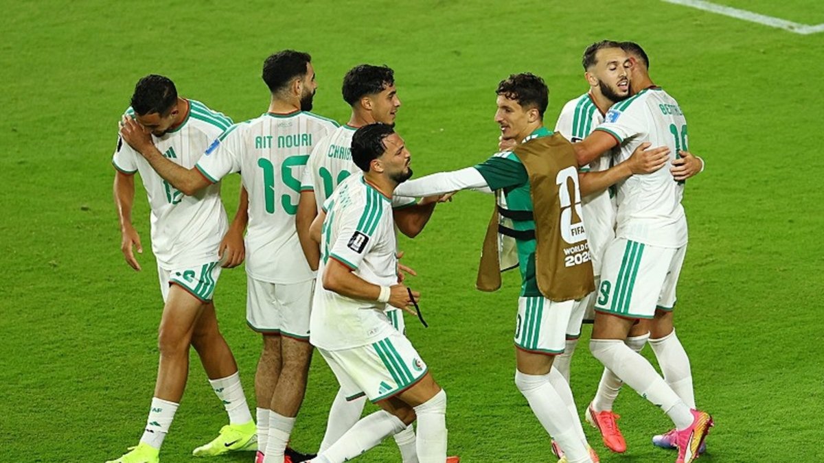 Cezayir Ürdün karşısında son nefeste kazandı!