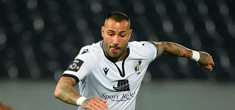 Ricardo Quaresma'dan trivela gol!