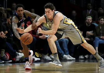 Cedi Osman'dan kötü haber