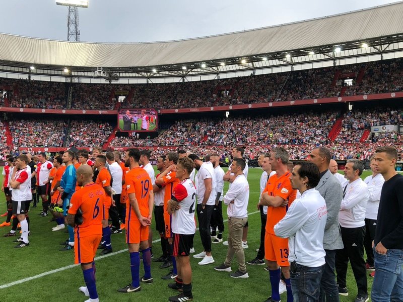 Dirk Kuyt’tan görkemli veda!