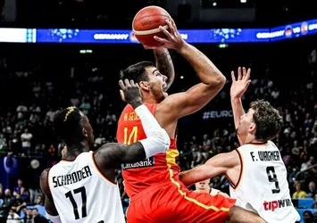 İspanya finalde!
