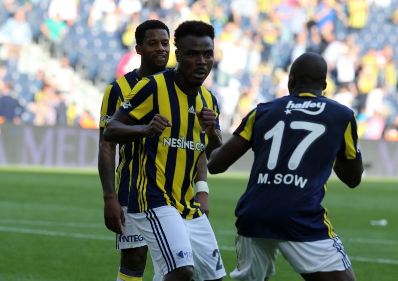 Denizlispor’da gündem Emenike