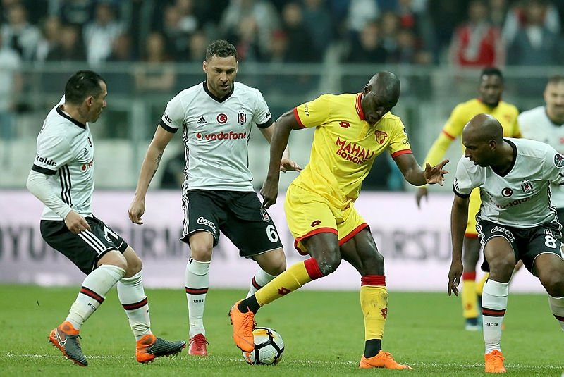 Demba Ba’dan flaş Beşiktaş açıklaması!