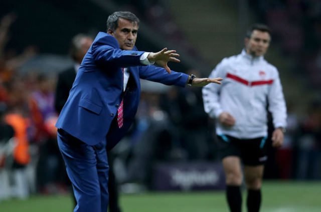 Şenol Güneş yıldız futbolcunun menajerini kovdu