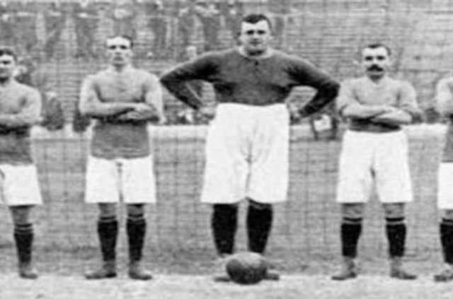 Futbolcuların bilinmeyen hayat hikayeleri