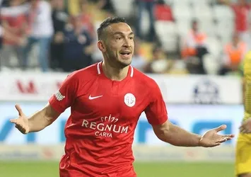 Antalyaspor’da Mevlüt Erdinç fırtınası