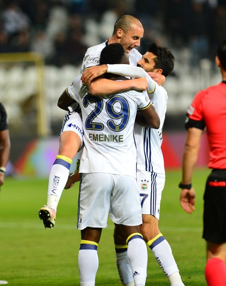 Fenerbahçe’nin 10 numarası Aatif Chahechou