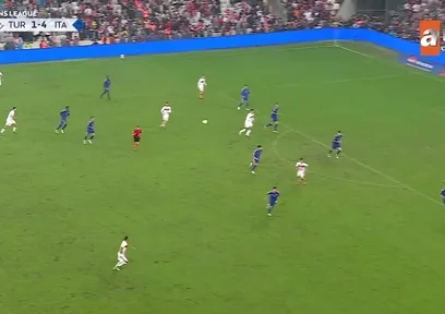 Arda Güler'den şık topuk pası!