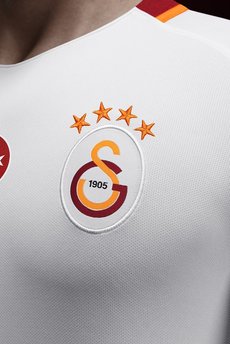 Galatasaray'da flaş ayrılık!