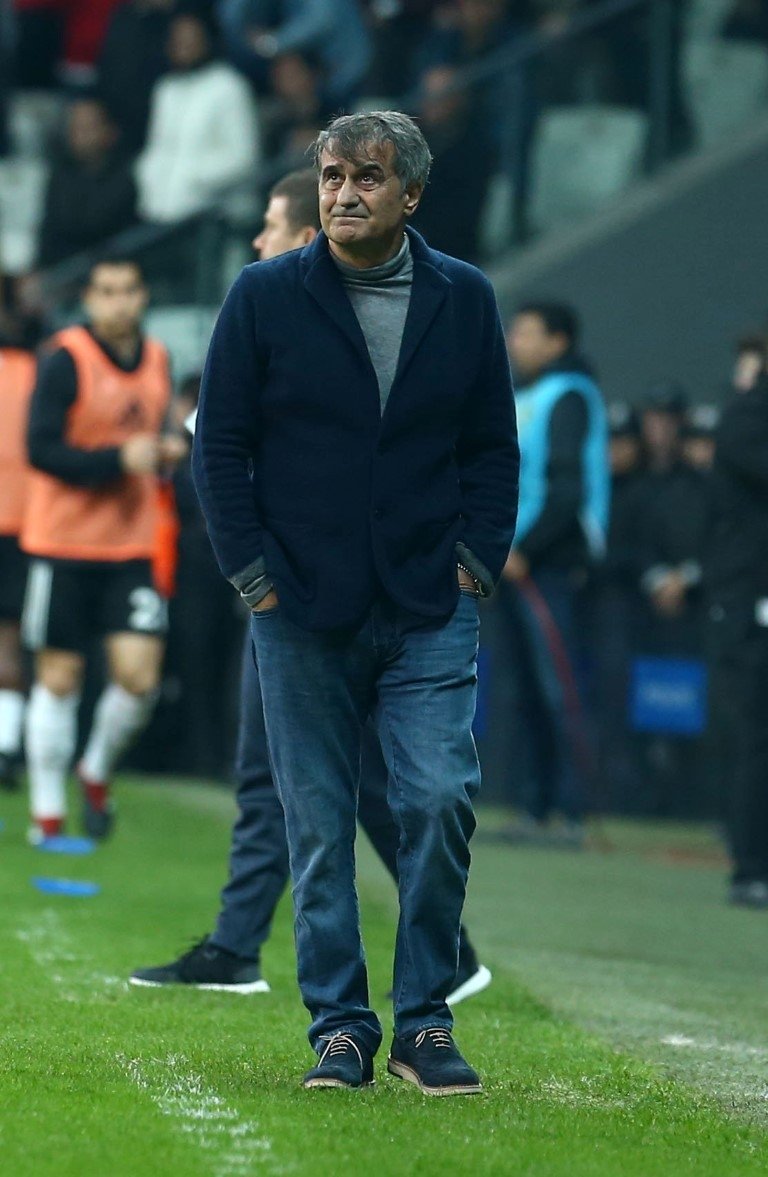 Şenol Güneş’ten oyuncularına uyarı