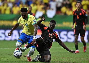 Davinson Sanchez herkesi korkuttu! Bir anda yerde kaldı ve...