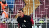 Muslera: Yüzde yüzümü vermek istiyorum