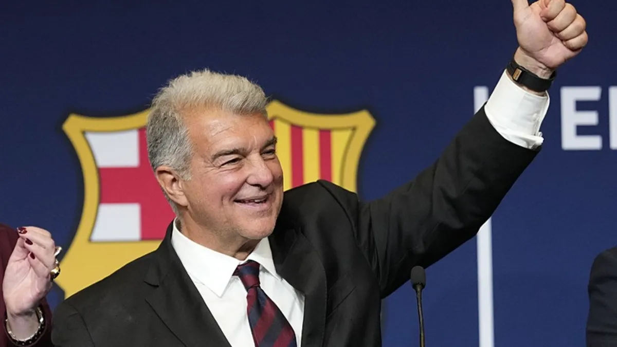 Barcelona'da Joan Laporta, yeniden başkan seçildi