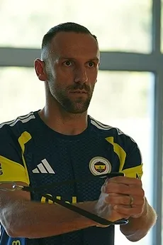 F.Bahçe sahaya iniyor!