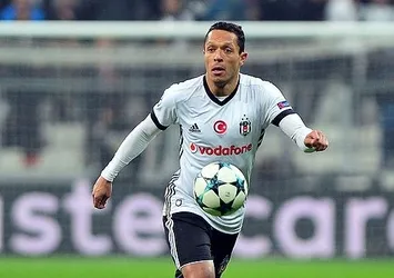 Adriano takım arıyor