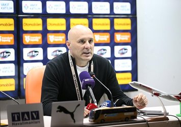 Süper Lig ekibinde flaş ayrılık!