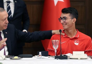 Başkan Erdoğan'dan Mete Gazoz'a tebrik!