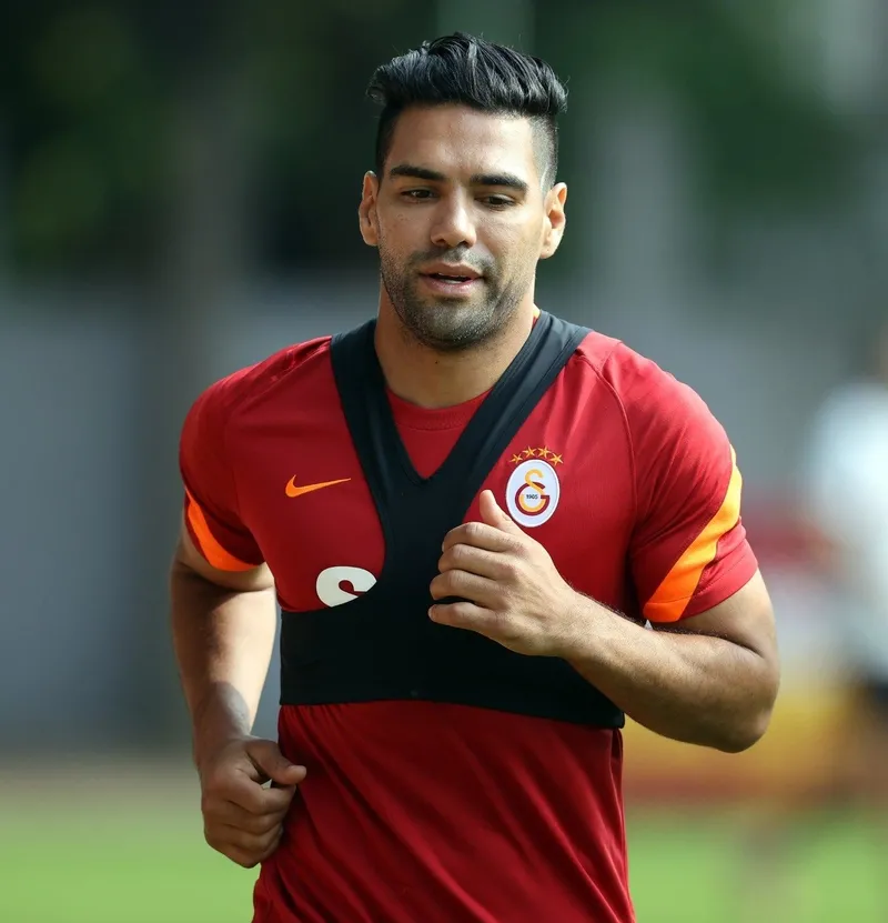 Galatasaray'da Radamel Falcao takıma geri döndü! Antrenmanlara başladı - 1