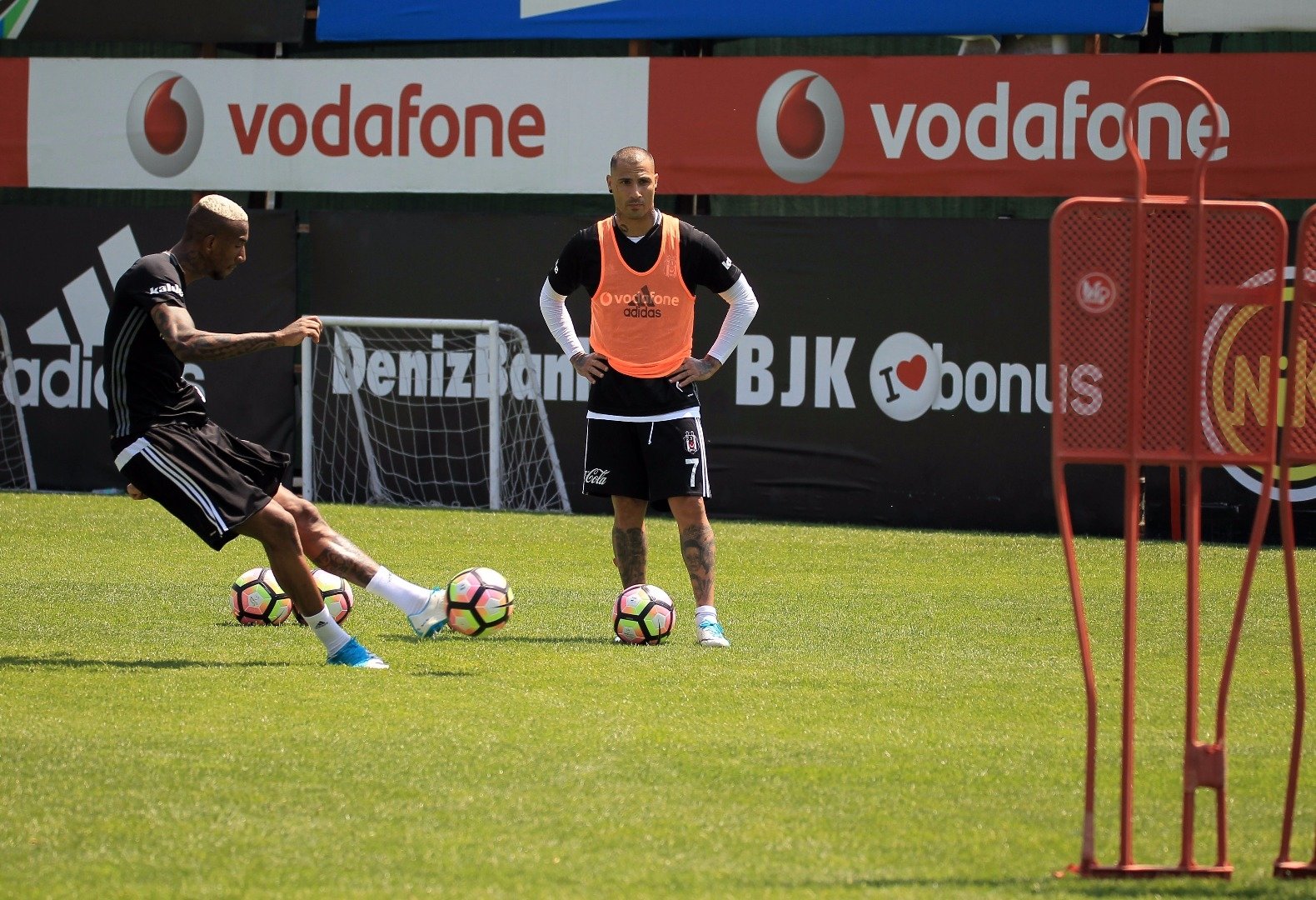 Beşiktaş’a Talisca müjdesi