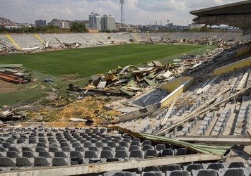 Ankara 19 Mayıs Stadı'nın yıkımı sürüyor