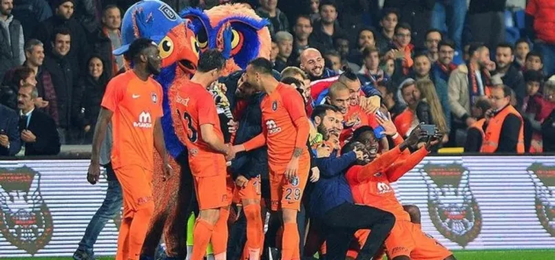 Başakşehir galibiyeti primle kutluyor