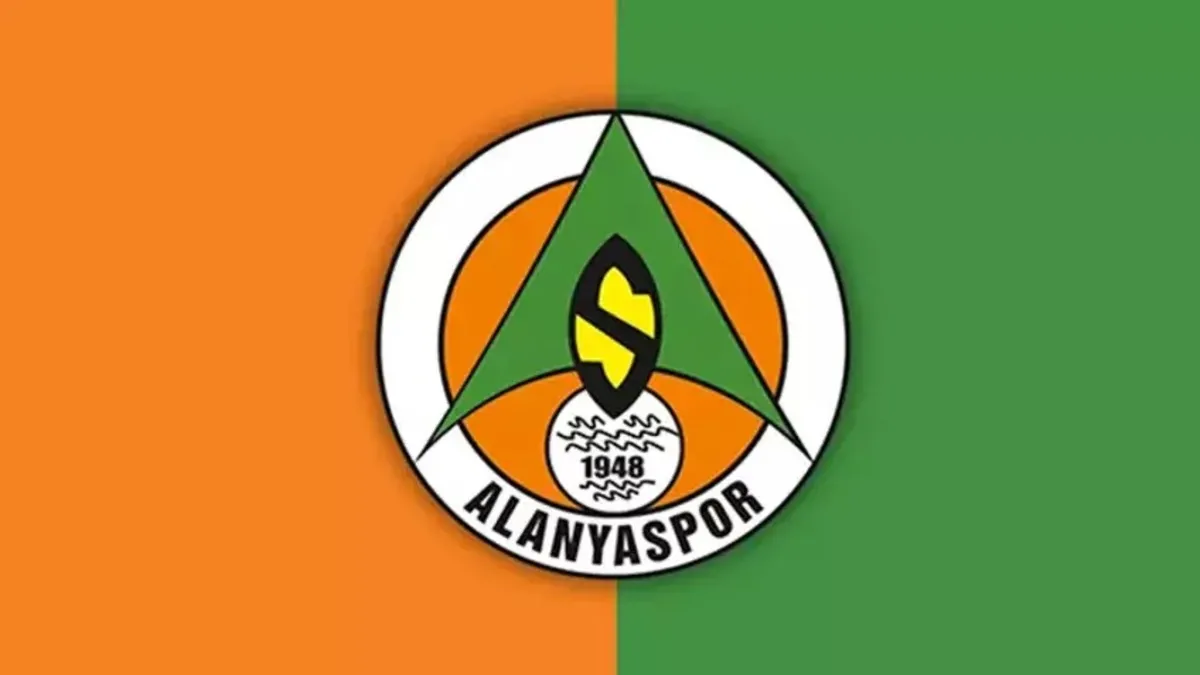 Alanyaspor'da 4 transfer için imza töreni