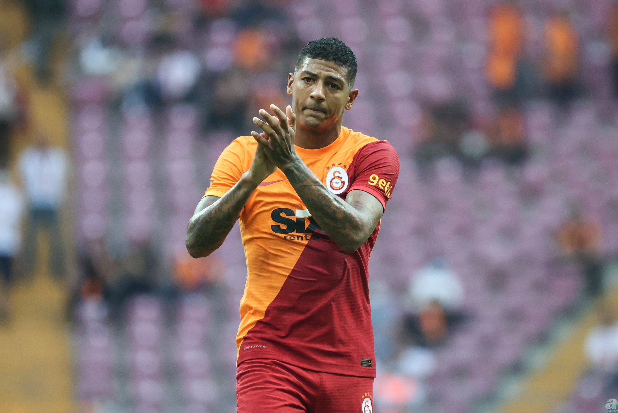 SON DAKİKA GALATASARAY HABERİ - Fatih Terim o isimlerin üstünü çizdi! Ocak ayında yollar ayrılacak GS haberleri